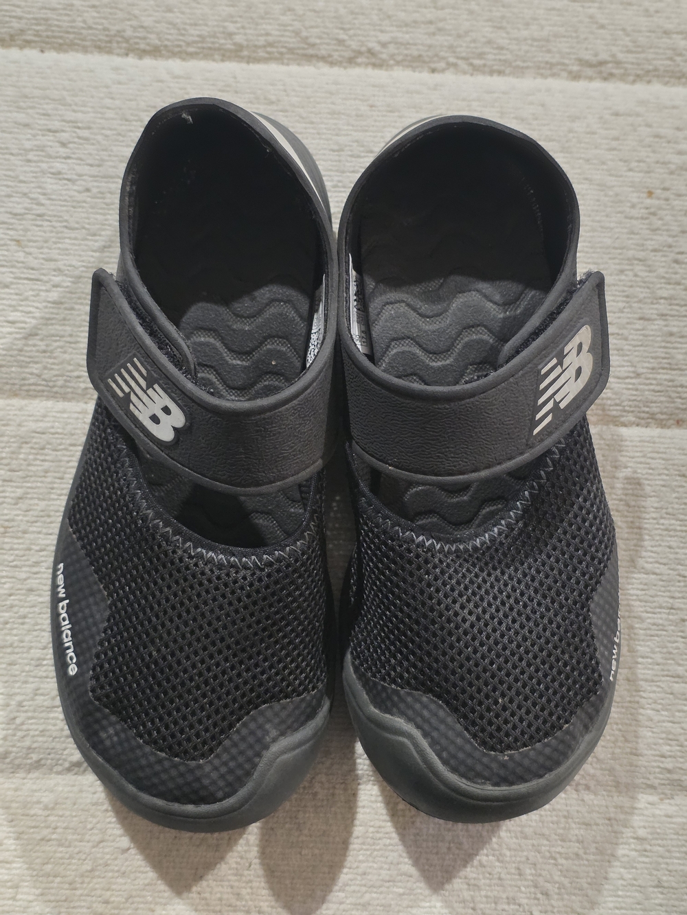 New Balance Kids Black Mesh Water Shoes with Hook-and-Loop Strap